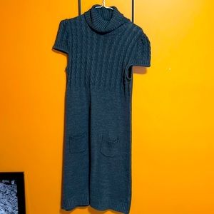 Short sleeve sweater dress. No tag. Size M/L